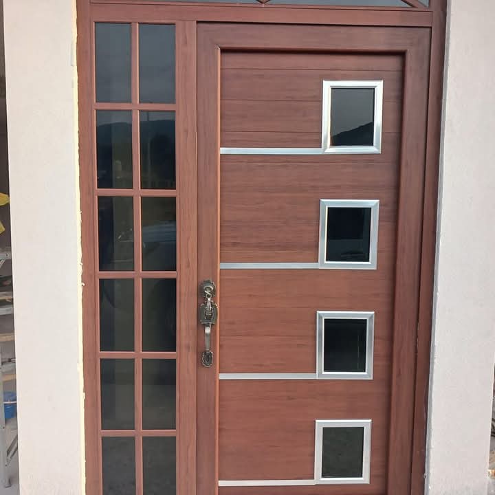 Puertas y Cerramientos de Vidrio y Aluminio en Toluca